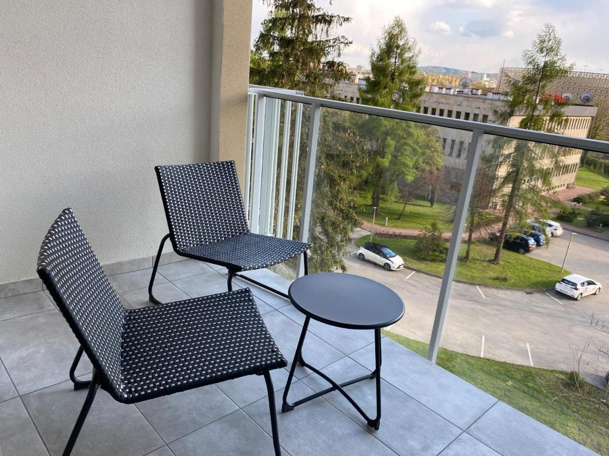 קילצה The Urban Jungle - Apartment Garaz Podziemny מראה חיצוני תמונה